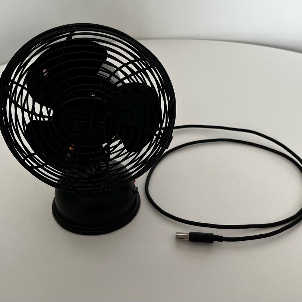 Black USB Desk Fan